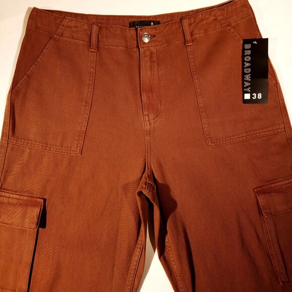 BROADWAY 38 Pants  sz 10  Med Brown  Boxy  Western  Wide-Leg  Cropped  Cargo NWT - Picture 2 of 9